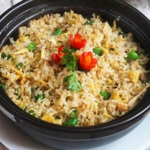 Cơm chiên cá mặn