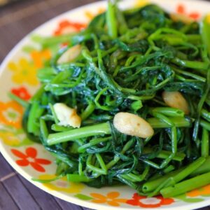 Rau muống xào tỏi